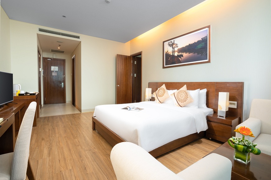 Superior Double & Twin City View - Bestbooking.vn